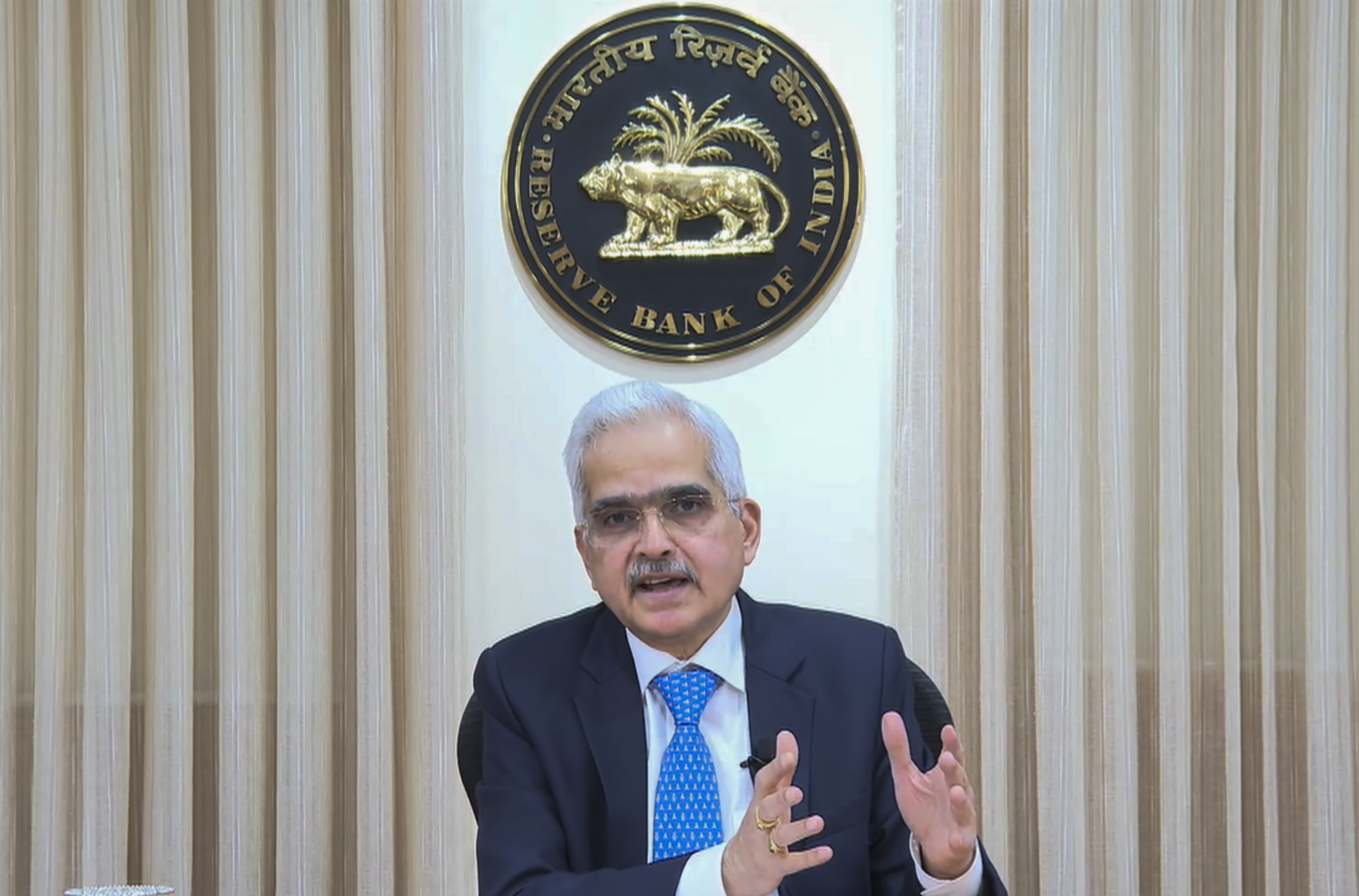 https://salarnews.in/public/uploads/images/newsimages/maannewsimage08082024_153436_RBI Governor Shaktikanta Das.jpg